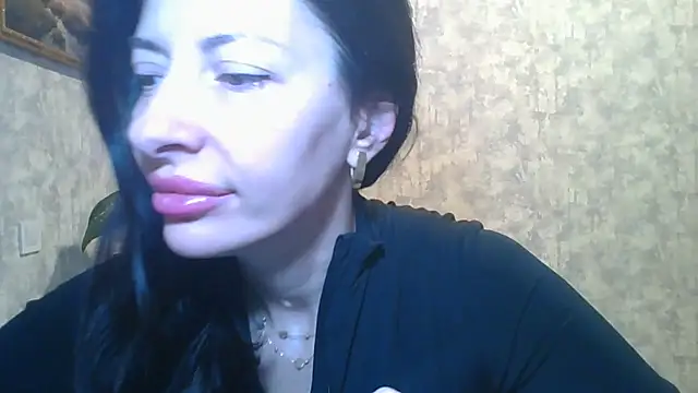 LissaBlossom online show from 10.06.25