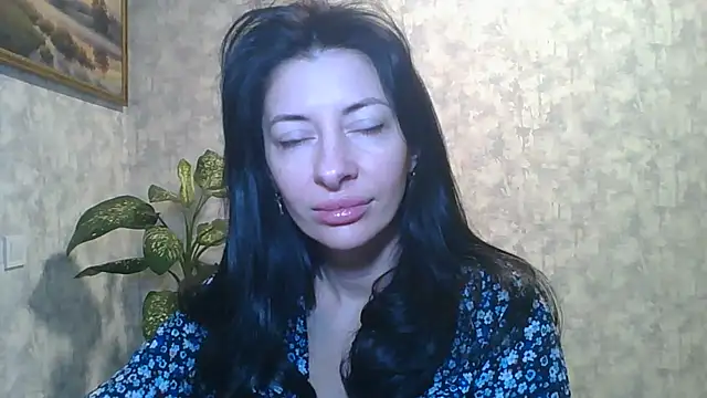 LissaBlossom online show from 10.11.25