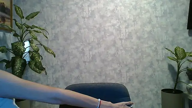 LissaBlossom online show from 08.03.26