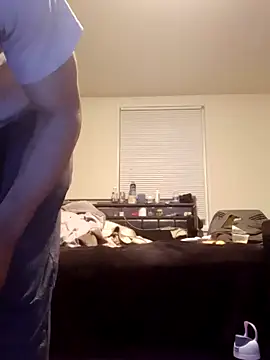 Snapshot of MrDaddyBbSnake chatting on 02.24.25 MrDaddyBbSnake online show from 02.24.25