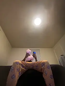 Snapshot of MrDaddyBbSnake chatting on 02.26.25 MrDaddyBbSnake online show from 02.26.25