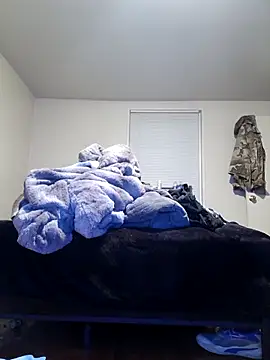 Snapshot of MrDaddyBbSnake chatting on 02.28.25 MrDaddyBbSnake online show from 02.28.25