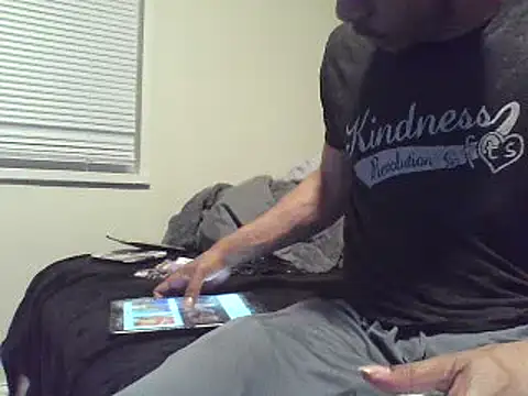 Snapshot of MrDaddyBbSnake chatting on 03.16.25 MrDaddyBbSnake online show from 03.16.25