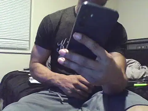 Snapshot of MrDaddyBbSnake chatting on 03.16.25 MrDaddyBbSnake online show from 03.16.25