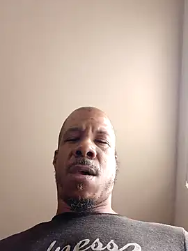 Snapshot of MrDaddyBbSnake chatting on 09.27.25 MrDaddyBbSnake online show from 09.27.25