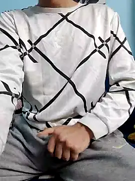 Snapshot of TOPMOON001 chatting on 01.21.25 TOPMOON001 online show from 01.21.25