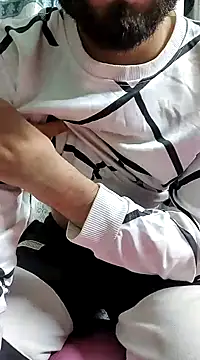 Snapshot of TOPMOON001 chatting on 01.22.25 TOPMOON001 online show from 01.22.25