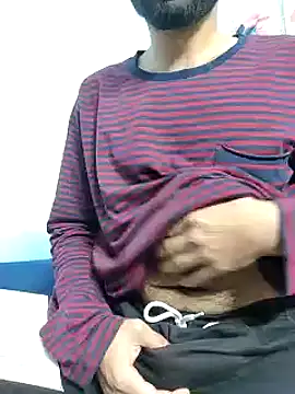 Snapshot of TOPMOON001 chatting on 01.24.25 TOPMOON001 online show from 01.24.25