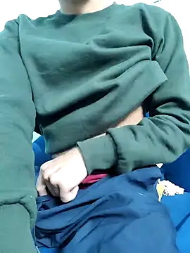 Snapshot of TOPMOON001 chatting on 01.29.25 TOPMOON001 online show from 01.29.25