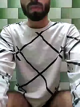 Snapshot of TOPMOON001 chatting on 02.11.25 TOPMOON001 online show from 02.11.25