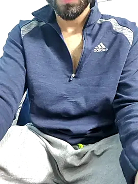 Snapshot of TOPMOON001 chatting on 02.19.25 TOPMOON001 online show from 02.19.25