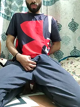 Snapshot of TOPMOON001 chatting on 02.26.25 TOPMOON001 online show from 02.26.25