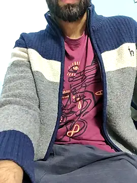 Snapshot of TOPMOON001 chatting on 03.05.25 TOPMOON001 online show from 03.05.25