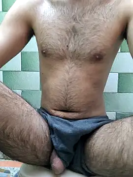 Snapshot of TOPMOON001 chatting on 03.14.25 TOPMOON001 online show from 03.14.25