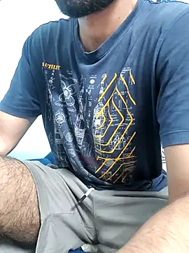 Snapshot of TOPMOON001 chatting on 09.30.25 TOPMOON001 online show from 09.30.25