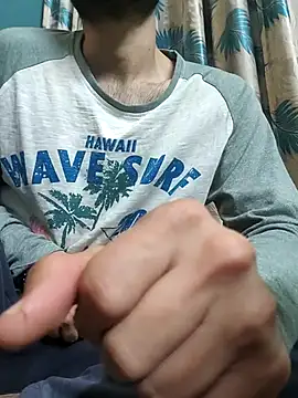 Snapshot of TOPMOON001 chatting on 02.04.26 TOPMOON001 online show from 02.04.26