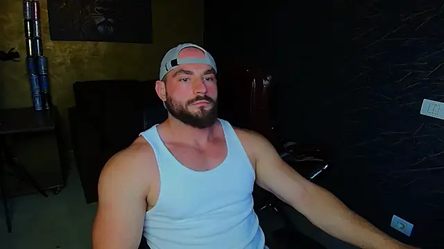 Snapshot of AdamJamesonn chatting on 05.26.26 AdamJamesonn online show from 05.26.26
