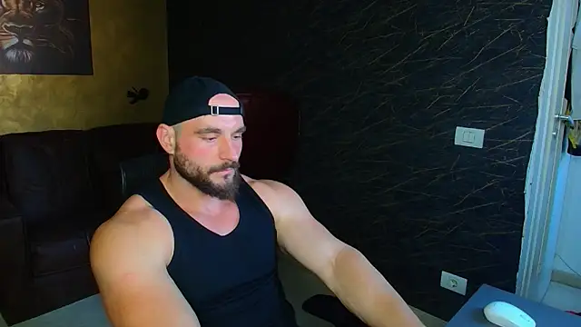 Snapshot of AdamJamesonn chatting on 06.08.26 AdamJamesonn online show from 06.08.26