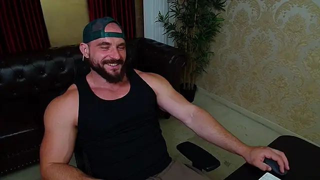Snapshot of AdamJamesonn chatting on 07.17.26 AdamJamesonn online show from 07.17.26