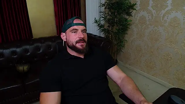 Snapshot of AdamJamesonn chatting on 07.19.26 AdamJamesonn online show from 07.19.26