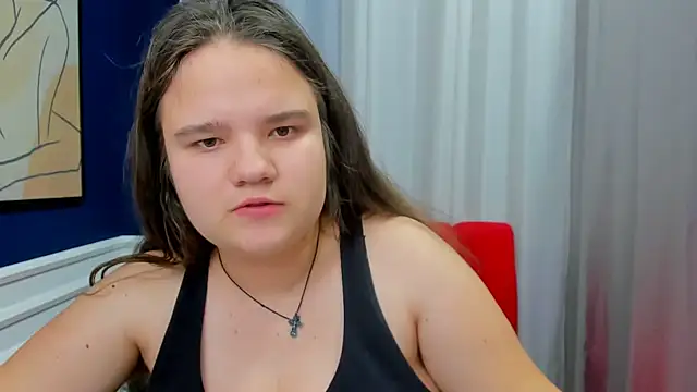 Snapshot of AdeleCruz chatting on 02.18.25 AdeleCruz online show from 02.18.25