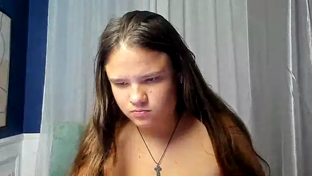 Snapshot of AdeleCruz chatting on 08.02.26 AdeleCruz online show from 08.02.26