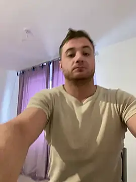 Snapshot of viamen chatting on 01.08.25 viamen online show from 01.08.25