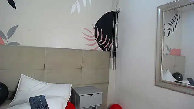 Snapshot of SabbyLovee chatting on 02.26.25 SabbyLovee online show from 02.26.25