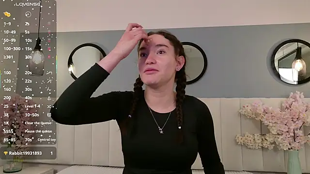 chelsea bolton  online show from 07.02.26