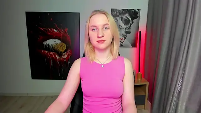 Snapshot of BeautyBlondy chatting on 02.06.25 BeautyBlondy online show from 02.06.25