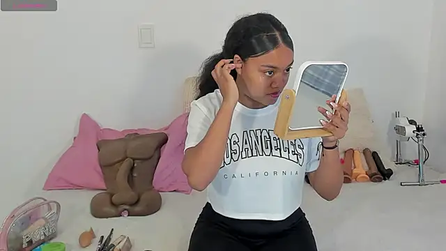 JasmineRose7 online show from 04.23.26