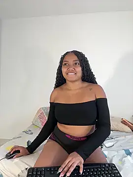 Snapshot of JasmineRose7 chatting on 05.15.26 JasmineRose7 online show from 05.15.26