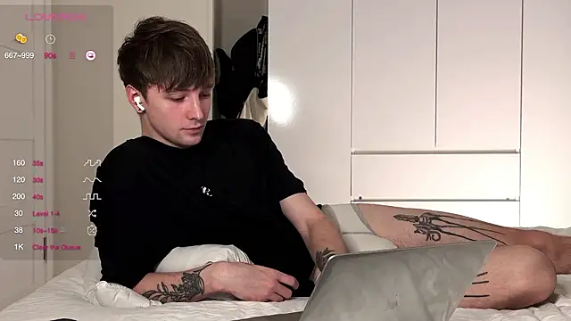 Snapshot of Calvin_Polanski chatting on 02.16.26 Calvin Polanski online show from 02.16.26