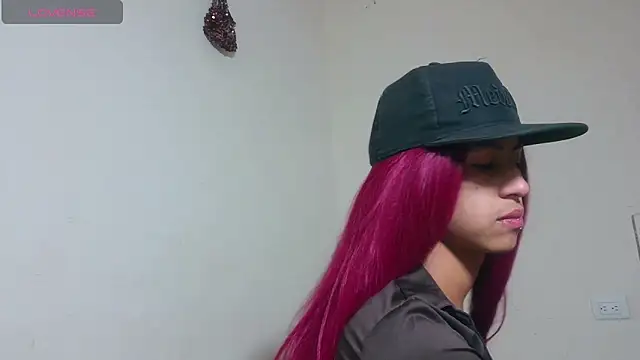 boysLittle online show from 02.08.26