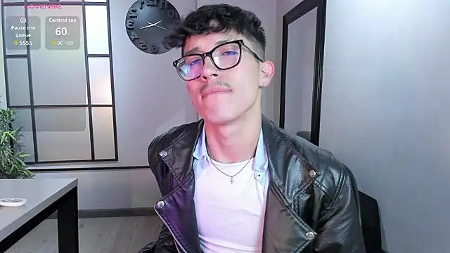 Snapshot of tim__fox chatting on 02.24.26 tim fox online show from 02.24.26