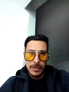 Snapshot of tony-camargo chatting on 01.09.25 tony-camargo online show from 01.09.25