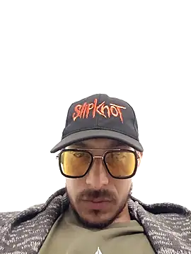 Snapshot of tony-camargo chatting on 01.11.25 tony-camargo online show from 01.11.25