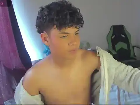 Snapshot of dani_angels__ chatting on 01.20.25 dani angels online show from 01.20.25