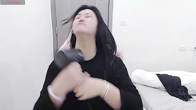 Snapshot of minnie9009 chatting on 01.09.26 minnie9009 online show from 01.09.26