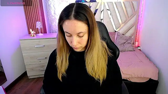 Snapshot of NyxAndria_1 chatting on 01.16.26 NyxAndria 1 online show from 01.16.26