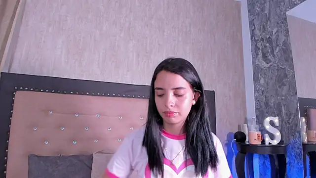 StefanyRousse online show from 06.18.26