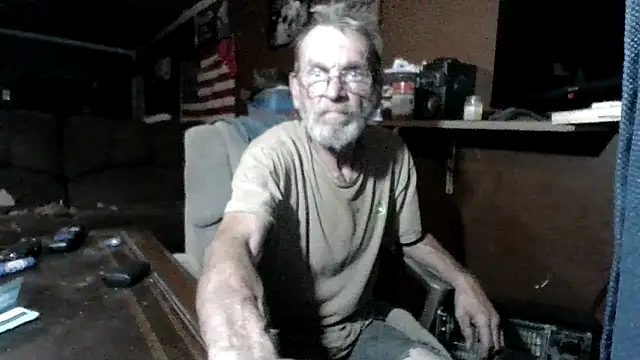 Snapshot of Aldick68 chatting on 04.27.26 Aldick68 online show from 04.27.26