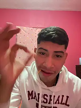 emmarod18 online show from 12.22.25