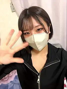 Snapshot of sakuchaaa_2525 chatting on 09.25.25 sakuchaaa 2525 online show from 09.25.25