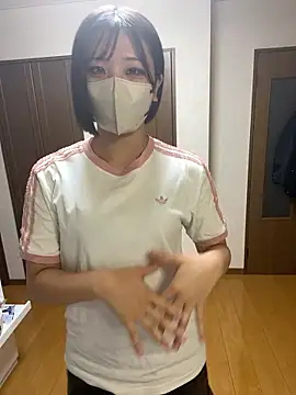 Snapshot of sakuchaaa_2525 chatting on 09.26.25 sakuchaaa 2525 online show from 09.26.25