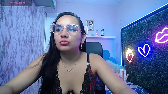 Maylin horny19 online show from 05.03.26