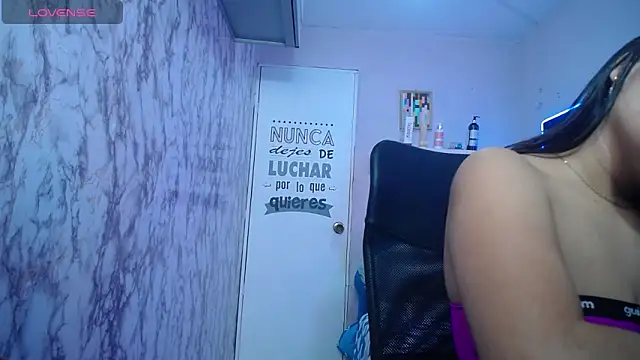 Maylin horny19 online show from 05.04.26