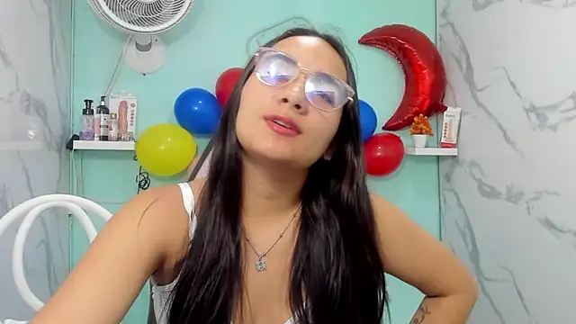 Maylin horny19 online show from 06.09.26