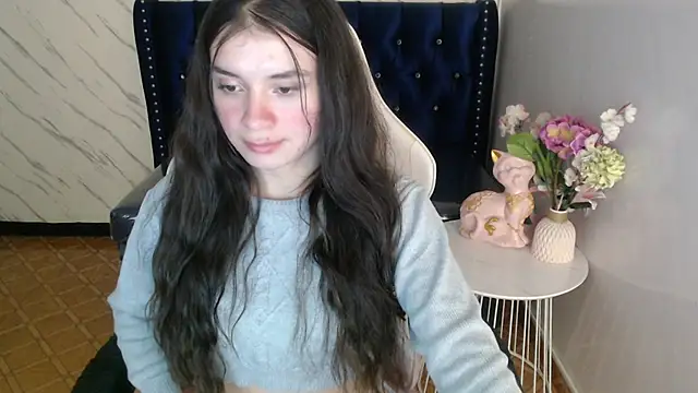 Snapshot of Sarita_v_ chatting on 03.05.25 Sarita v online show from 03.05.25
