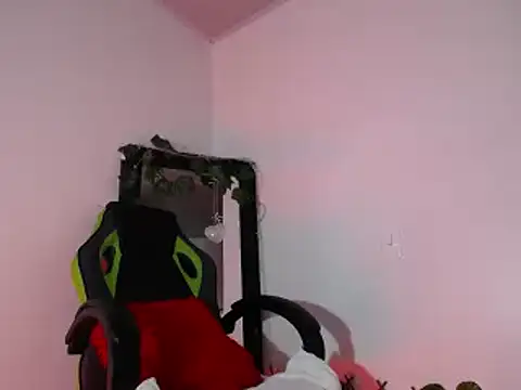 Snapshot of Karina_KloudOne chatting on 02.10.25 Karina KloudOne online show from 02.10.25